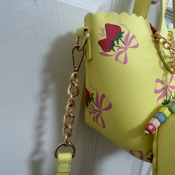 NWT Juicy Couture Sweet 🍓 Strawberry Mini Tote in Yellow Iris - Picture 8 of 11